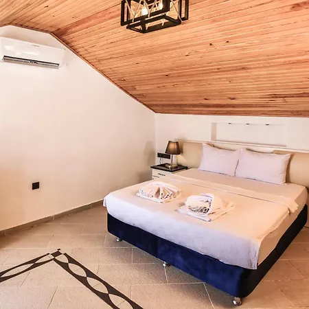 Tropical Suits * Oludeniz